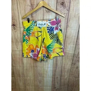 C'est Joli Shorts Yellow Floral Size M Read Description